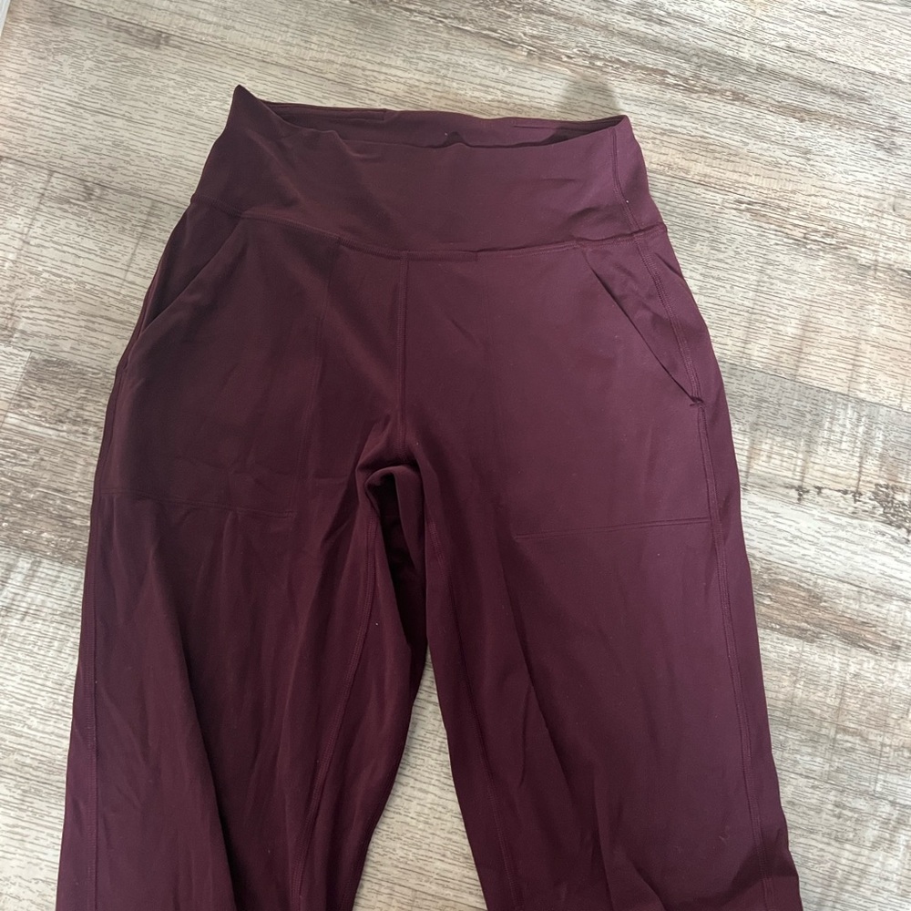 Lululemon Align Joggers - Cassis